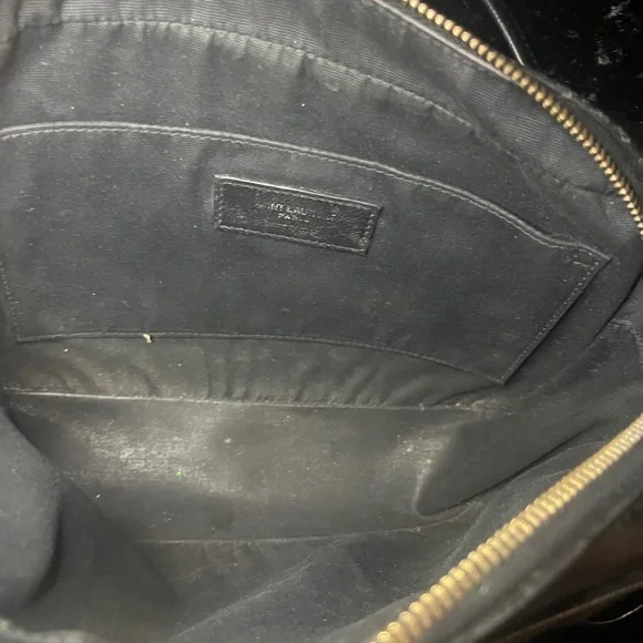 Yves Saint Laurent Black Quilted Crossbody Bag - Picture 5 of 10